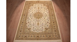 Perserteppich Ghom Seide 195x130 cm