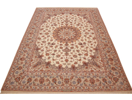 isfahan_davari_1_1625875371