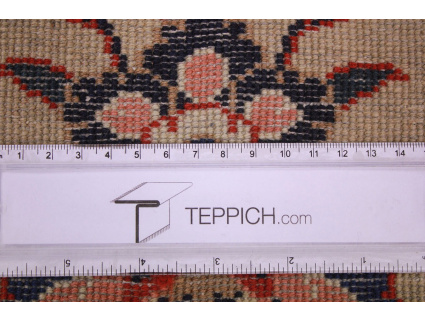 laufer_sarough_13_1149623021