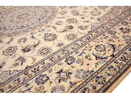 nain_9la_beige_9_1204496298